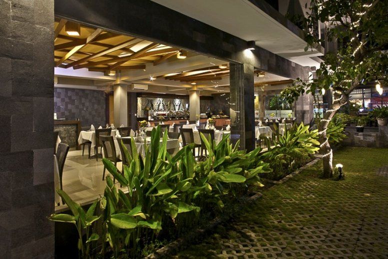 Bloo Bali Hotel Kuta  Exterior photo